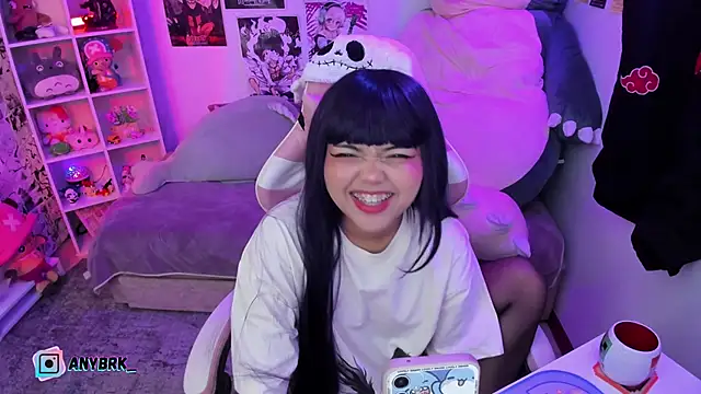 anyburkee online show from October 3, 12:38 am