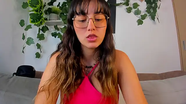 nataliepeterson online show from October 21, 9:19 pm