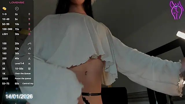 Bylie Hills online show from January 14, 10:26 pm