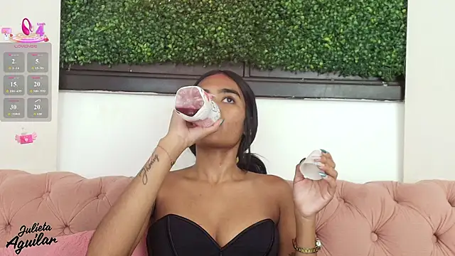 julieta aguilar1 online show from March 22, 7:20 pm