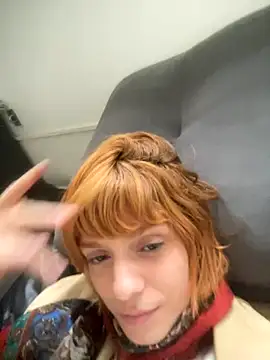 spacegirlll online show from November 15, 5:36 pm