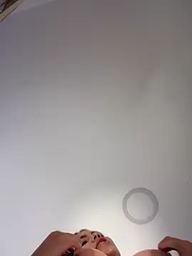 Aryrosee online show from November 19, 11:38 pm