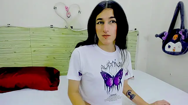 Evil Queen13 online show from December 1, 7:49 pm