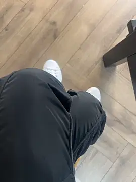 FeetVibe online show from October 24, 7:15 am