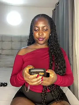 prettiepearl online show from July 15, 10:47 pm