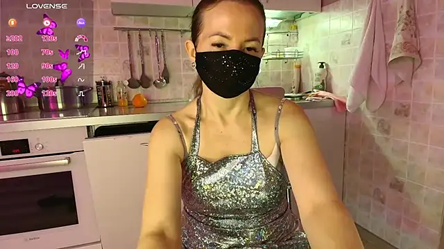 MilfeaN online show from April 7, 9:11 am