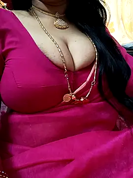 Snapshot of amala_ss chatting on October 22, 7:35 am amala ss online show from October 22, 7:35 am