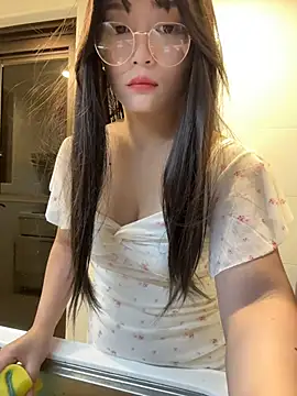wt0314 online show from June 19, 1:58 pm