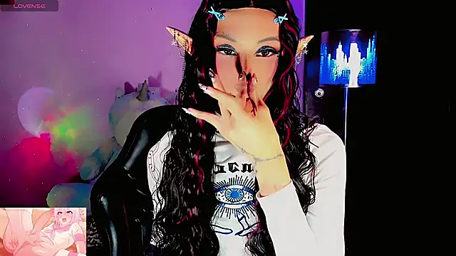 dollswit01 online show from April 1, 2:45 am