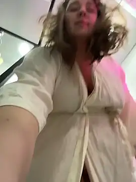 SuzieMurray online show from March 1, 8:47 am