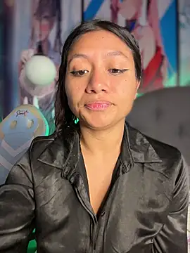 Im Little online show from January 18, 2:52 am