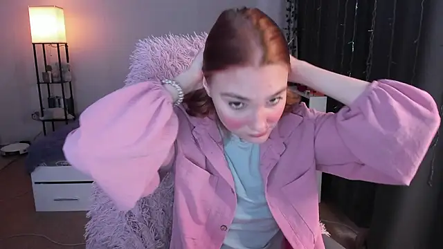 ReddHotPipper online show from February 1, 3:27 am