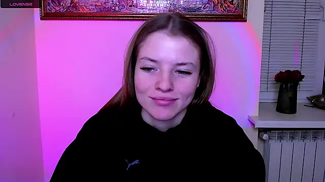 MissOliviaa  online show from February 11, 2:18 pm