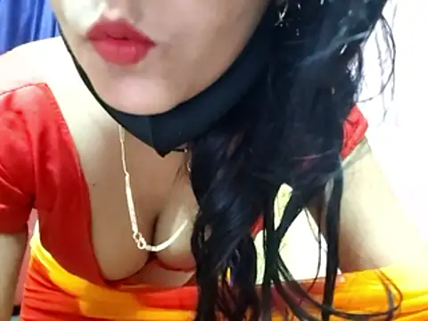 poojaxxx65 online show from April 12, 10:34 pm