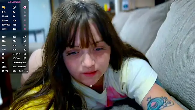 princess emily4723 online show from April 28, 3:00 am