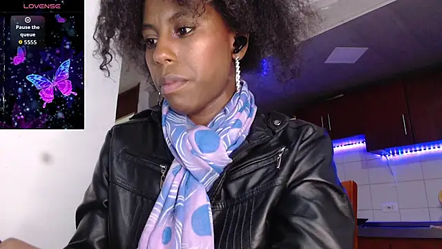 CoccoBele69 online show from October 2, 4:28 am