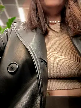 meow girl online show from December 23, 9:13 am