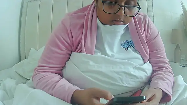 vanilla chocolate23 online show from October 31, 11:36 am