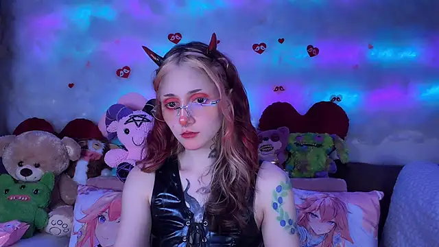  Devill Baby online show from April 15, 7:58 pm