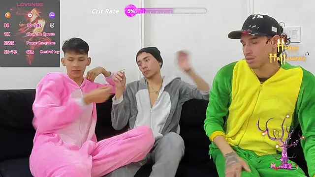 StrawwBoys online show from October 25, 10:34 am