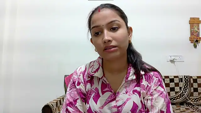 Snapshot of Aleena_Rai chatting on October 16, 7:49 pm Aleena Rai online show from October 16, 7:49 pm