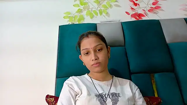 Snapshot of Aleena_Rai chatting on September 23, 6:39 pm Aleena Rai online show from September 23, 6:39 pm