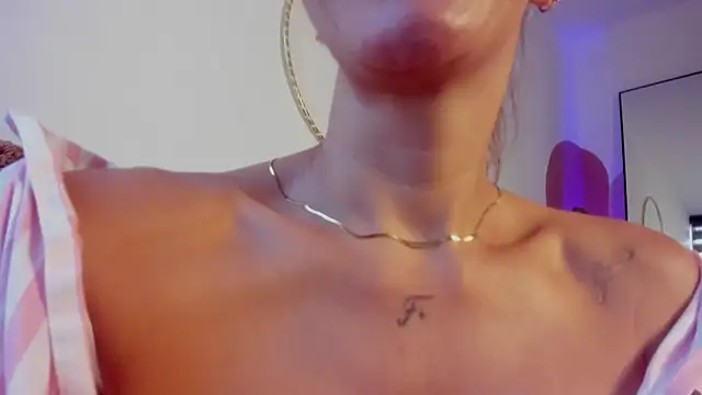 AvaCollinss online show from March 29, 1:21 pm