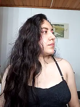 Emi chik online show from December 18, 9:58 am