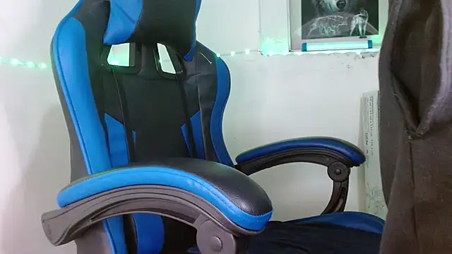 SexyBoy-Bigclit online show from October 29, 9:13 am