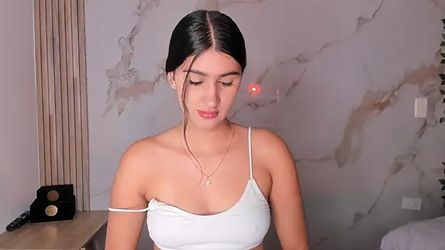 Ashley Evans18 online show from September 17, 12:25 pm