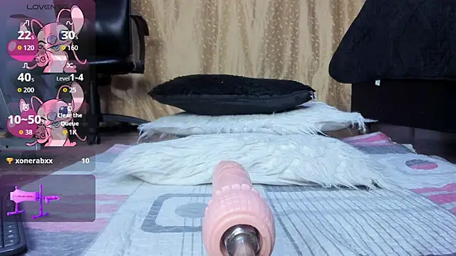 AnnieScott  online show from November 21, 9:17 pm