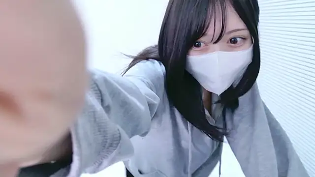 Yurie  online show from October 14, 1:35 pm