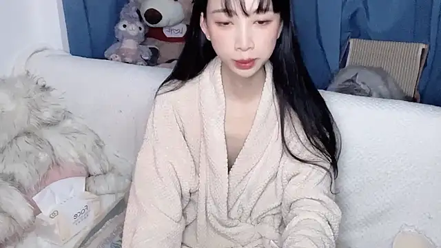 Lili-2 online show from November 20, 4:52 pm