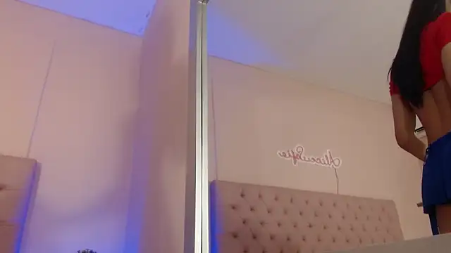 alice sofia online show from November 5, 1:38 pm