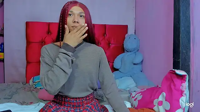 StassieBell online show from March 31, 8:25 am