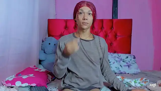 StassieBell online show from March 22, 8:53 am