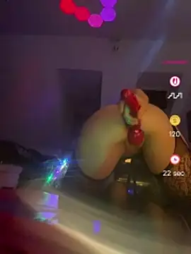 Kitty4887 online show from April 28, 1:58 am