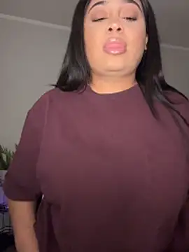 camiliaskye online show from February 5, 6:05 am