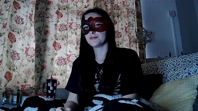 LexiSnowUK online show from December 19, 10:07 am