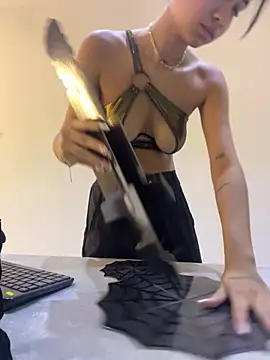 NairobiLee online show from October 27, 11:50 am