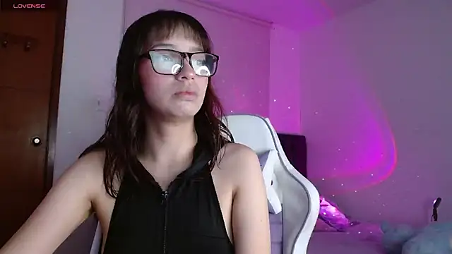 evie cloud online show from November 19, 4:12 am