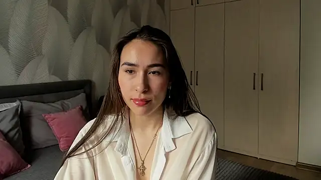 Bambiii bby online show from April 1, 2:23 am