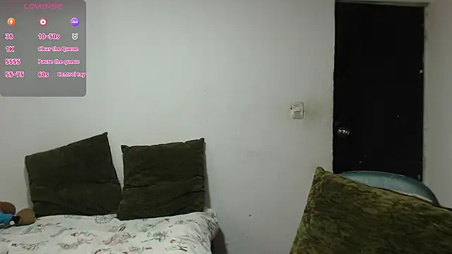 carolina linarez69 online show from March 20, 5:12 am