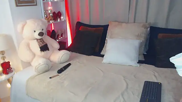 Anna Richie online show from February 21, 2:34 am