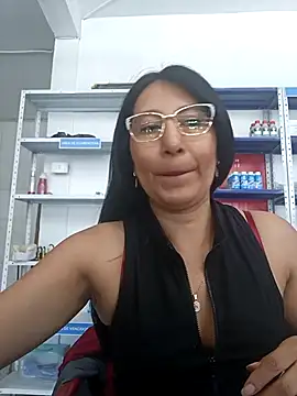 Megan jennerr online show from November 9, 2:35 pm