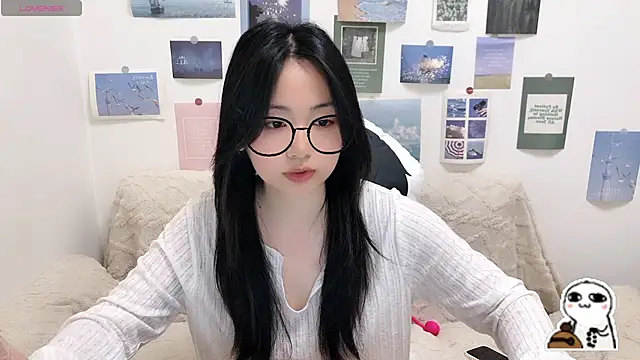 LiLiYbaby online show from February 28, 6:02 am