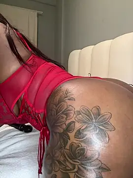 BeautyAuroa online show from April 8, 6:43 pm