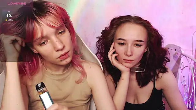 Robin yourss online show from December 16, 12:11 pm