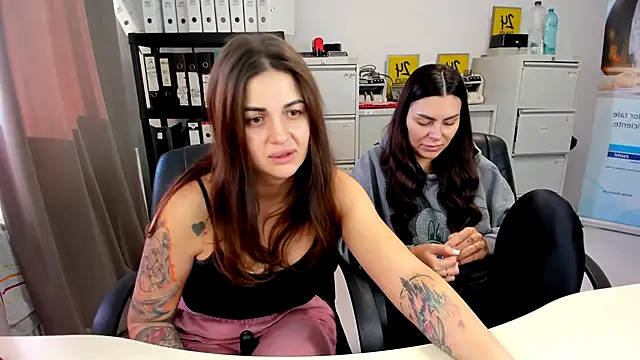 kilenyapatrice online show from October 20, 1:25 pm