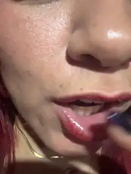 EmmaHot online show from June 11, 6:21 am